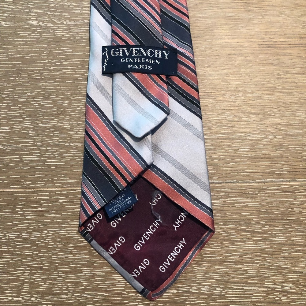 Givenchey Mens Tie - Picture 2 of 3